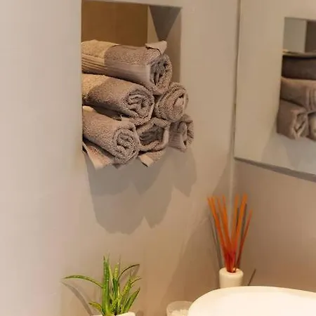 Διαμέρισμα Design, 2 Bedroom, Ndk, Free Secured Parking Σόφια